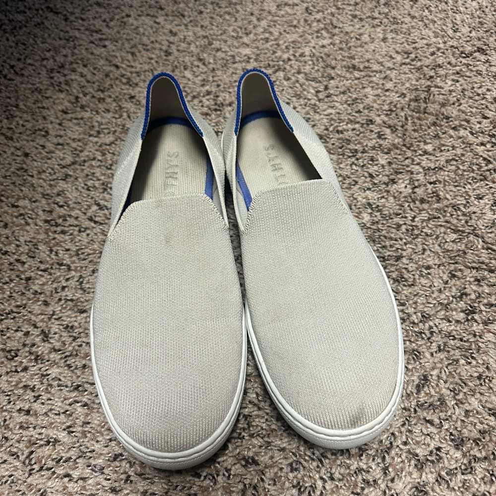Rothys beige slip on sneaker 8.5.